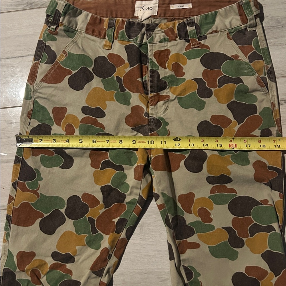 Camouflage Men's Chinos - Picture 7 of 8